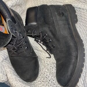 Women's Size 9 Timberland Boots Black Leather